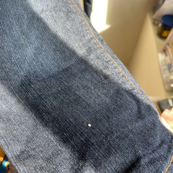 Size 8 dark wash denim capris - Picture 5 of 5